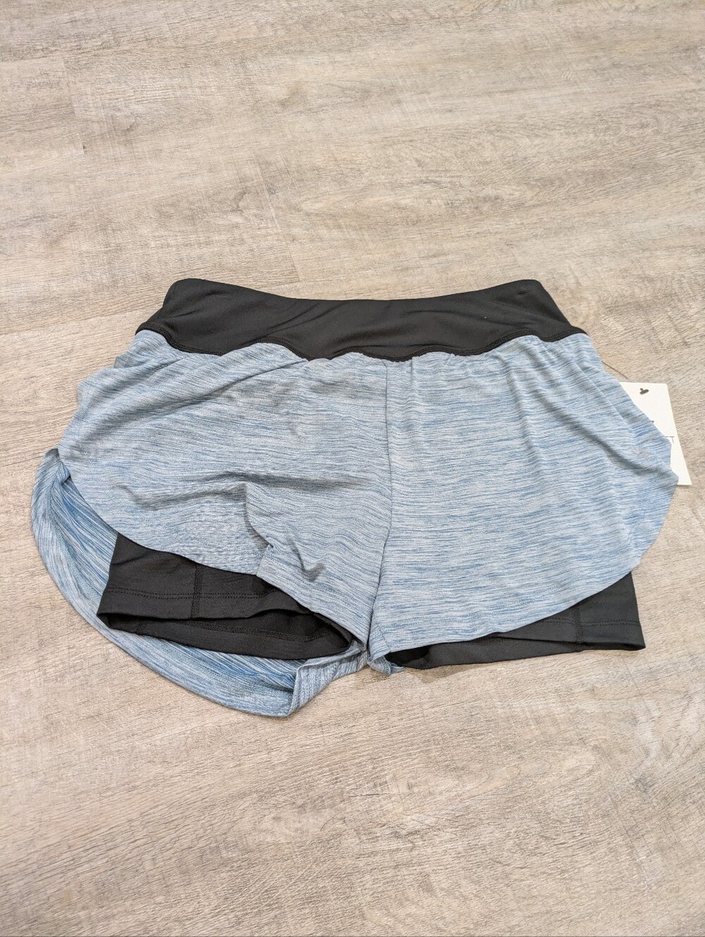 NWT Nine West Active Athletic Shorts Size Medium